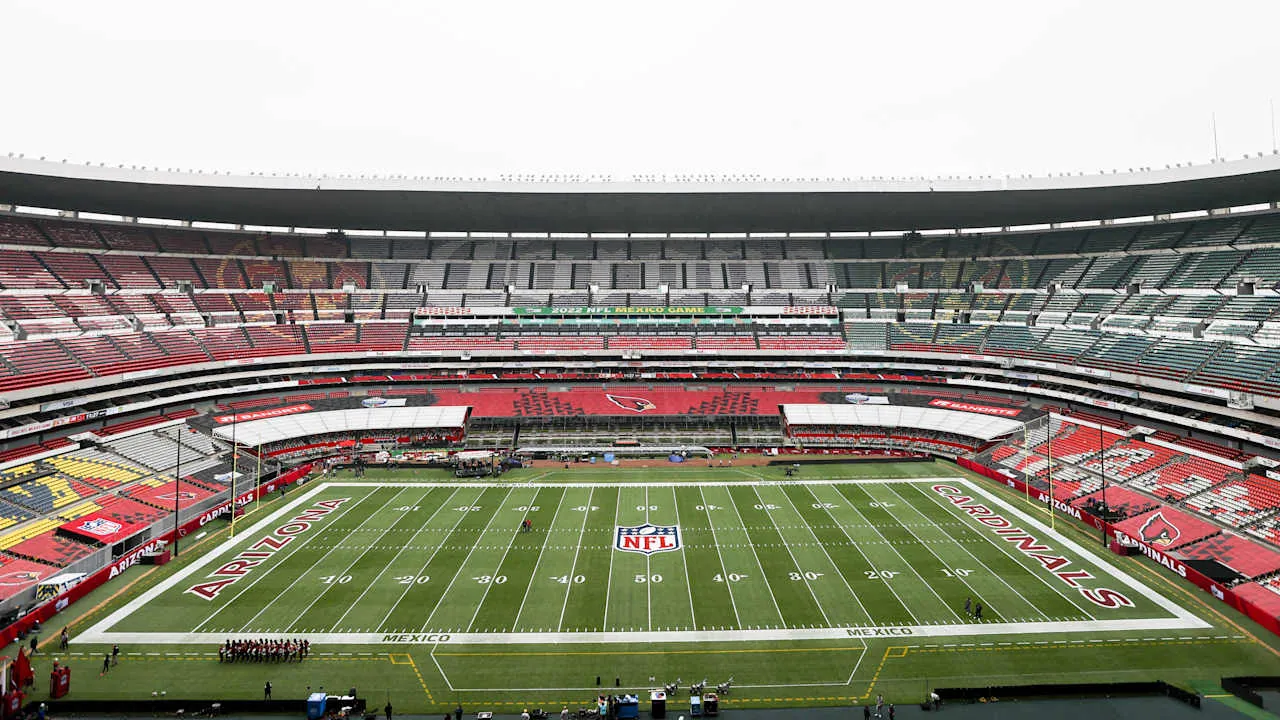 Vista del Estadio Azteca durante un partido oficial de la NFL en Ciudad de México